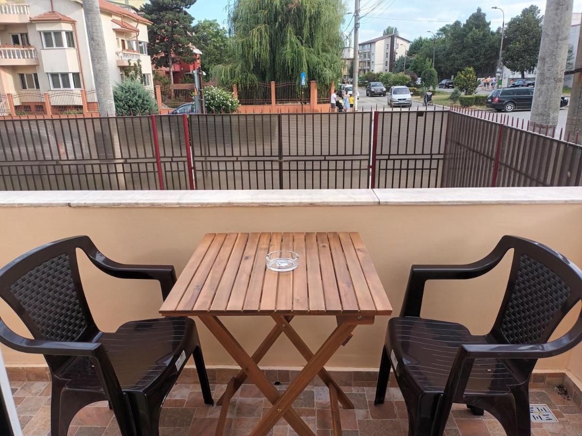 艾福雷诺德 Vila Cosmin酒店 外观 照片
